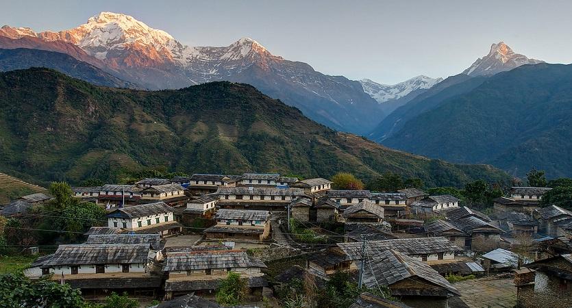 gurung-culture-trekking.